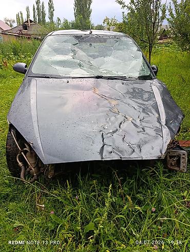stage 3: Ford Focus I (хэтчбек, 5 дверей), темно‑серый, продаётся целиком под — 1