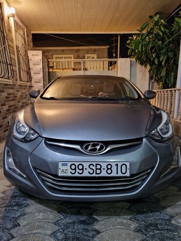 şirəçəkən maşınlar: Hyundai Elantra: 1.8 l | 2014 il Sedan