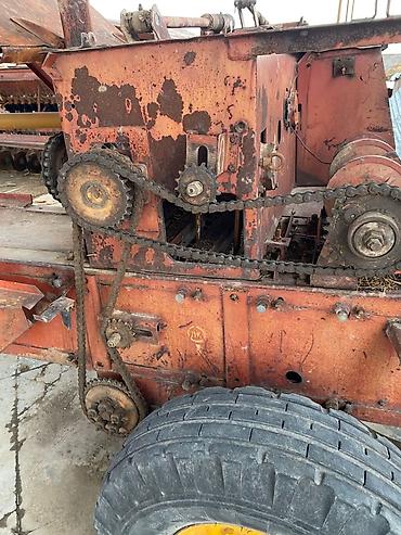 Тюковые пресс-подборщики: Тюкопресс-подборщик (малые прямоугольные тюки), прицепной, привод от — 4