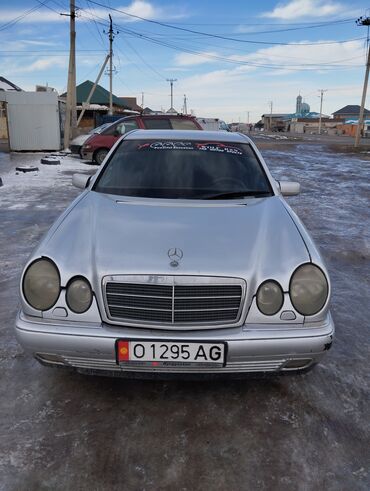 срв 1997: Mercedes-Benz E 320: 1997 г., 3.2 л, Механика, Бензин, Седан