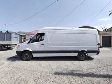 домкраты бу: Жеңил жүк ташуучу унаа, Mercedes-Benz, Стандарт, 3 т, Колдонулган