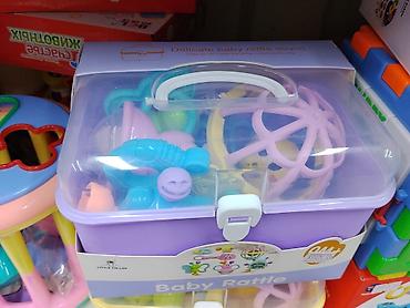 набор погремушек: Набор погремушек для малышей Baby Rattle в чемоданчике. - Бренд — 2