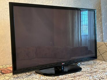 televizorlar lg: İşlənmiş Televizor LG LCD 43" Ünvandan götürmə