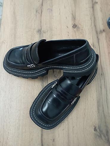 charles and keith: Продаю новые женские лоферыфирма Charles Keith. размер 37 — 2