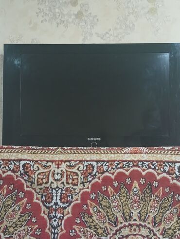 Televizorlar: İşlənmiş Televizor Samsung 98" 4K (3840x2160), Ünvandan götürmə