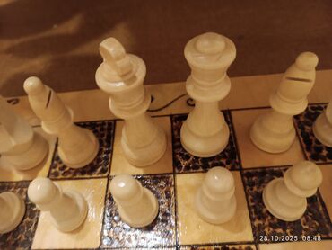 Şahmatlar: Əl işi taxta şahmat dəsti - Material: tamamilə ağacdan hazırlanmış — 8