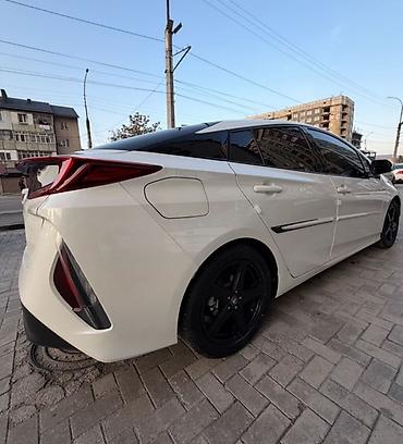 120 прадо: Toyota Prius: 2018 г., Гибрид, Лифтбек — 5
