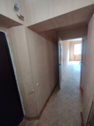 бишкек дом: 2 комнаты, 41 м², Хрущевка, 2 этаж, Старый ремонт