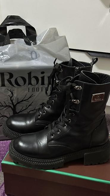 Ботинки и ботильоны: Черные женские ботинки в стиле combat/берцы. Характеристики: - — 7