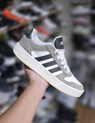 блузка размер 42: Мужские кроссовки, 42, Adidas, Б/у, цвет - Серый, Самовывоз