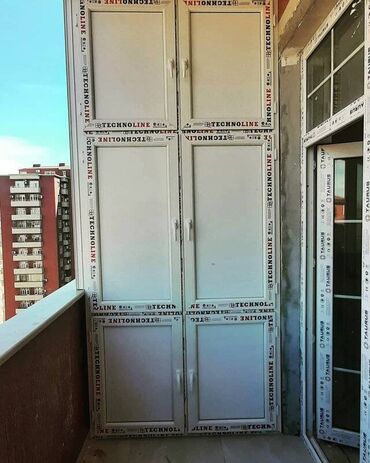 Plastik pəncərələr: Plastik dolab 1 kv-90 manat Bizim digər xidmətlərimiz: 1)Plastik qapı