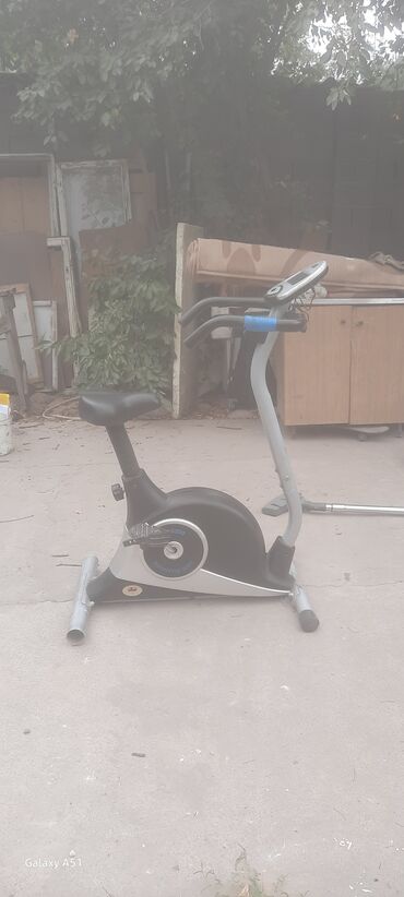 Шашки такси: Шашка Tакси 800 сом / штука.
есть еще и другие — 6