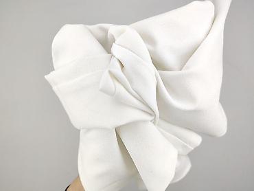 white flare jeans: Spodnie materiałowe damskie, rozmiar S — 4
