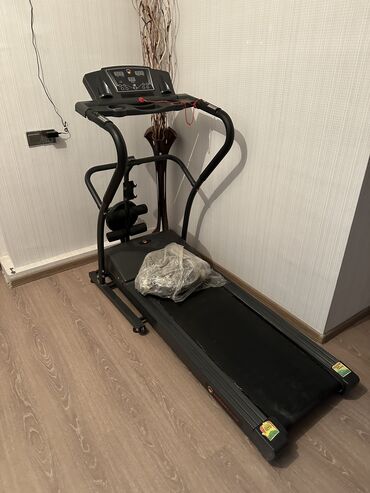 qaçış aparatı kontakt home: Ev üçün qaçış trenajoru (treadmill) - Kompakt ölçülü qaçış yoli –