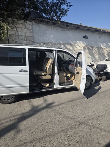 Mercedes-Benz: Mercedes-Benz Vito: 2.2 l | 2009 il Van/Minivan — 7