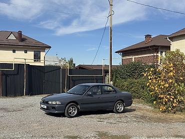 Mitsubishi Galant: 1995 г., 2 л, Механика, Бензин, Седан