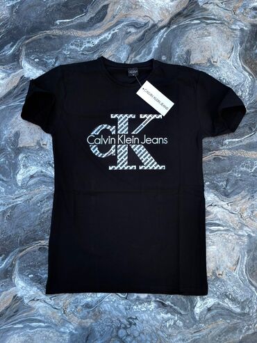 Majice: Majice na okruglinu 2200 din m do 3xl — 3