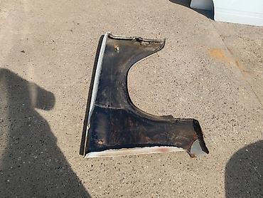 Auto delovi: Prednje levo krilo Lada 2104 Karavan, Lada 2105, Lada 2107 Riva. U — 12