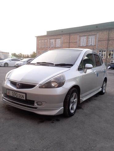автомобиль на расрочку: Honda Fit: 2003 г., 1.5 л, Вариатор, Бензин, Хетчбек