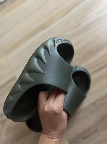 in made sl: Uniseks EVA papuče – maslinasto zelene, broj 39 - Materijal: lagana i — 4