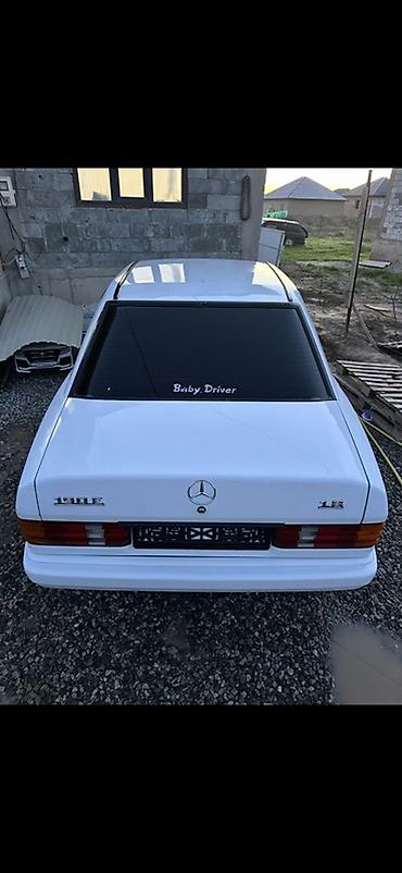 гольы 2: Mercedes-Benz 190: 1991 г., 2 л, Механика, Газ, Седан — 5