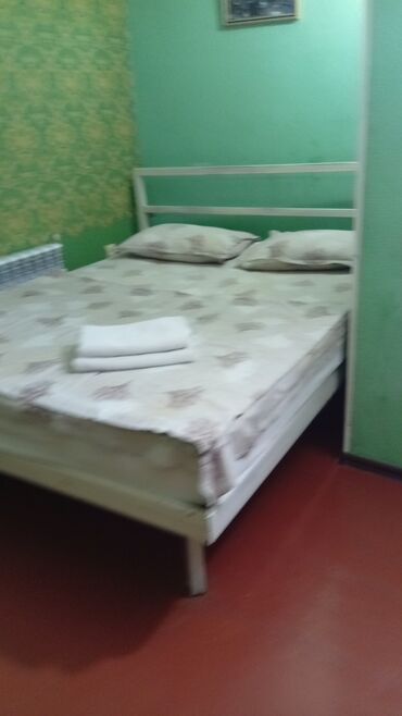 1 комнатная квартира на сутки в оше: 1 бөлмө, Алдын ала ээлөө, Душ кабинасы, Тиричилик техникасы