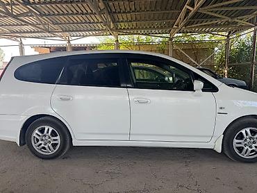 byd 06 ev: Honda Stream: 2005 г., 1.7 л, Автомат, Бензин, Минивэн — 4