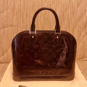 зажимы для денег: Əl çantası, Louis Vuitton