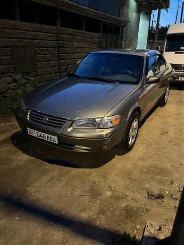 лед на авто: Toyota Camry: 1997 г., 2.2 л, Автомат, Бензин, Седан