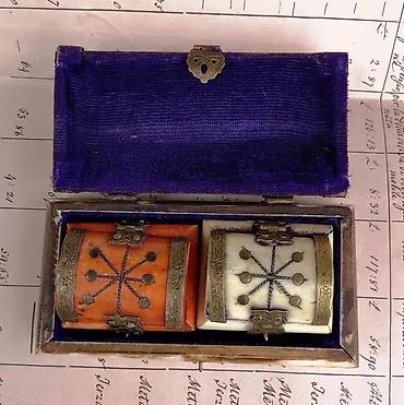 Kutije za odlaganje: Vintage Bone Box kutije od kamilje kosti. Cene su odredjene — 2