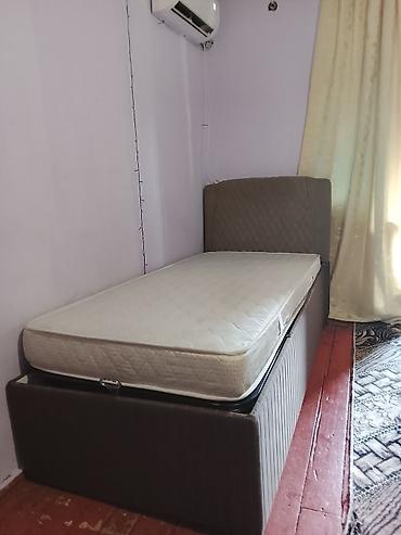 matras tək: İşlənmiş, Təknəfərlik çarpayı, Bazalı, Matras ilə, Siyirməsiz — 1