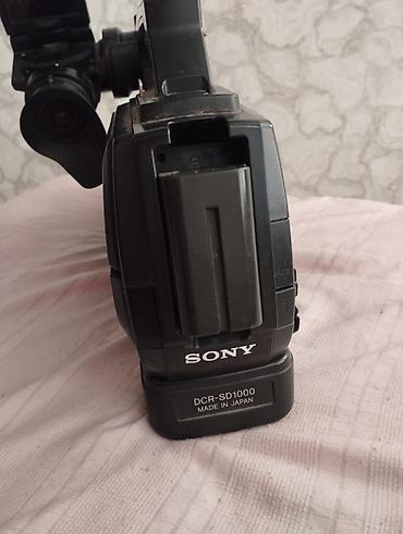 Видеокамеры: Видеокамера Sony DCR-SD1000 - Плечевая видеокамера с матрицей Exmor R — 9