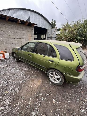 Nissan Almera: 1998 г., 1.6 л, Механика, Бензин, Хэтчбэк
