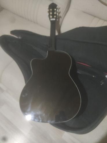 rock gitara: Qara klassik gitara + yumşaq qab (çexol) - Korpus: kəsikli (cutaway) — 4