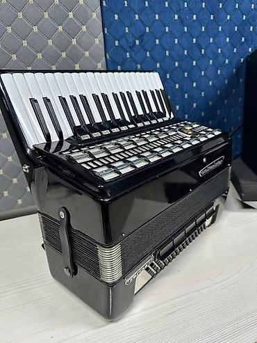 Аккордеоны: Аккордеондор сатылат.Привозной Кыргызстанда ойнолбогон.Weltmeister — 16