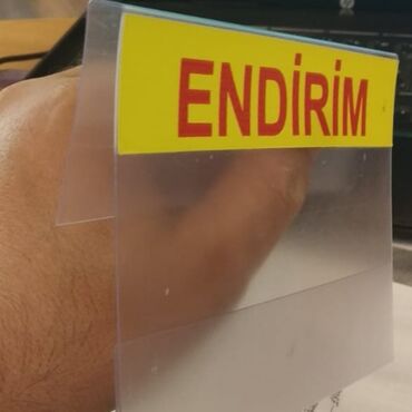 Vitrin üçün aksesuarlar: Bir başa istehsalçıdan.Məhsullarınız üçün özəl stend vitrinlər — 14