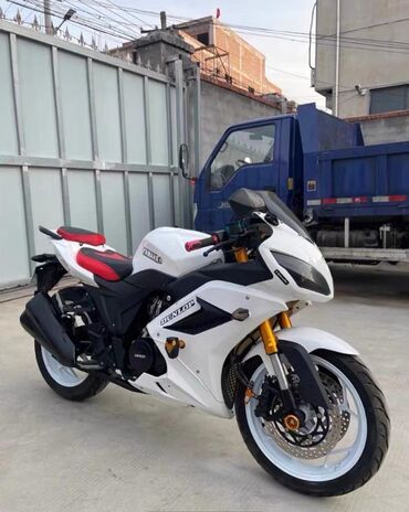 мотоцикл кытай: Спортбайк Yamaha, 250 куб. см, Бензин, Чоңдор үчүн, Жаңы