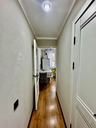 2комнат: 3 комнаты, 58 м², 4 мкр 104 серия, 1 этаж, Евроремонт — 5