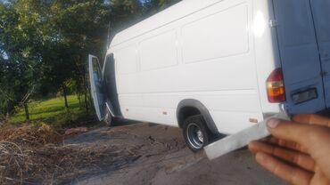 капот спринтера: Легкий грузовик, Mercedes-Benz, Б/у