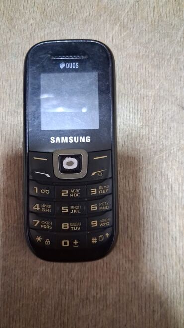 Nokia: Nokia C6, rəng - Qara, Sensor — 5