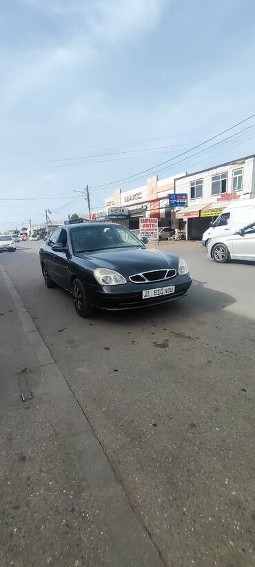 Легковой транспорт: Сдаю в аренду: Легковое авто, Под такси