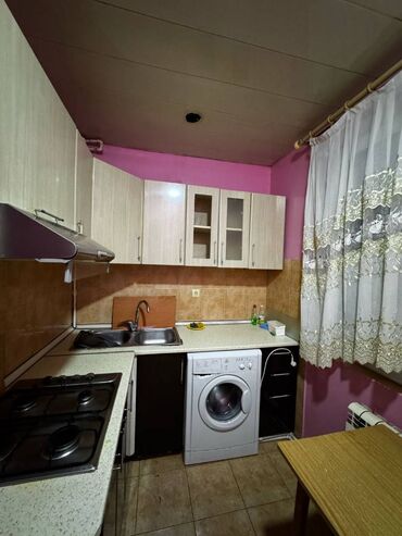 Uzunmüddətli kirayə mənzillər: Zərifə Əliyeva klinikasının yaxınlığında,5 mərtəbənin 3-cü -da lalafo.az — 5 Uzunmüddətli kirayə mənzillər: Zərifə Əliyeva klinikasının yaxınlığında,5 mərtəbənin 3-cü — 5