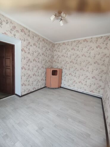 сниму дом в оше: 43 м², 2 комнаты, Парковка, Забор, огорожен