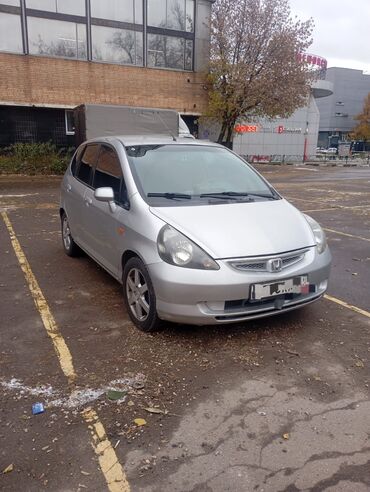 Honda: Honda Jazz: 2003 г., 1.4 л, Механика, Бензин, Хэтчбэк