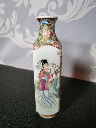 Vaze i saksije: Vaza, bоја - Šareno, Novo na lalafo.rs — 7 Vaze i saksije: Vaza, bоја - Šareno, Novo — 7