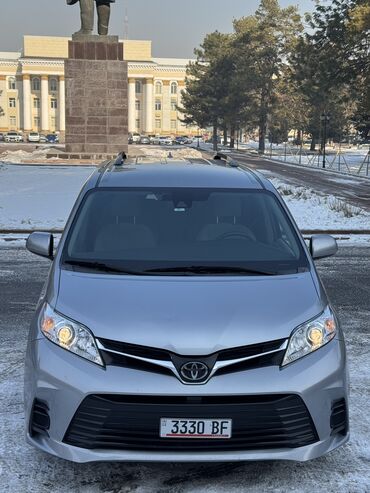 тайота ирсум: Toyota Sienna: 2019 г., 3.5 л, Автомат, Бензин, Минивэн