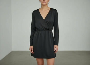 spódnice tiulowe krótkie czarne: Women`s dress, size S