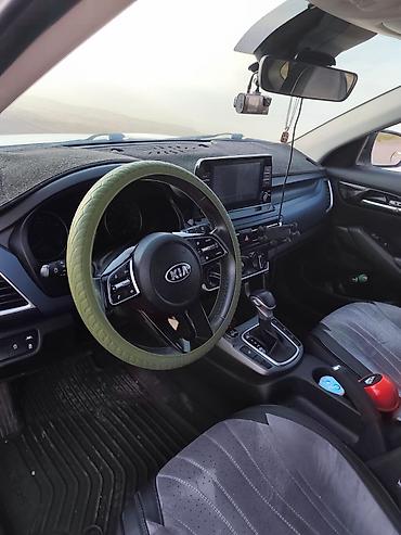 Kia: Kia Seltos: 2021 г., 2 л, Вариатор, Бензин, Кроссовер — 3