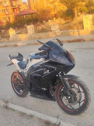 elektrikli moped satışı: Sport motosiklet – RR üslubunda, qara-ağ gövdə, trikolor — 5