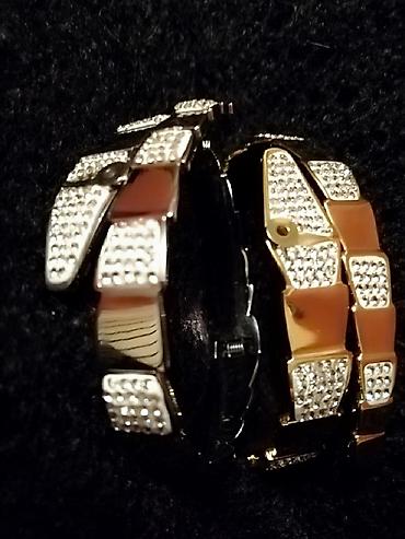 Narukvice: Ekskliziv
 swarovski
 pozlata
5 puta skuplja u prodavnici — 4